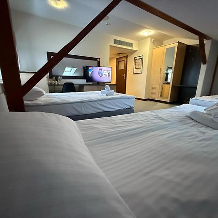 Magiczna Farma Hotel Obiady Maka I Magia Zambrow Buitenkant foto