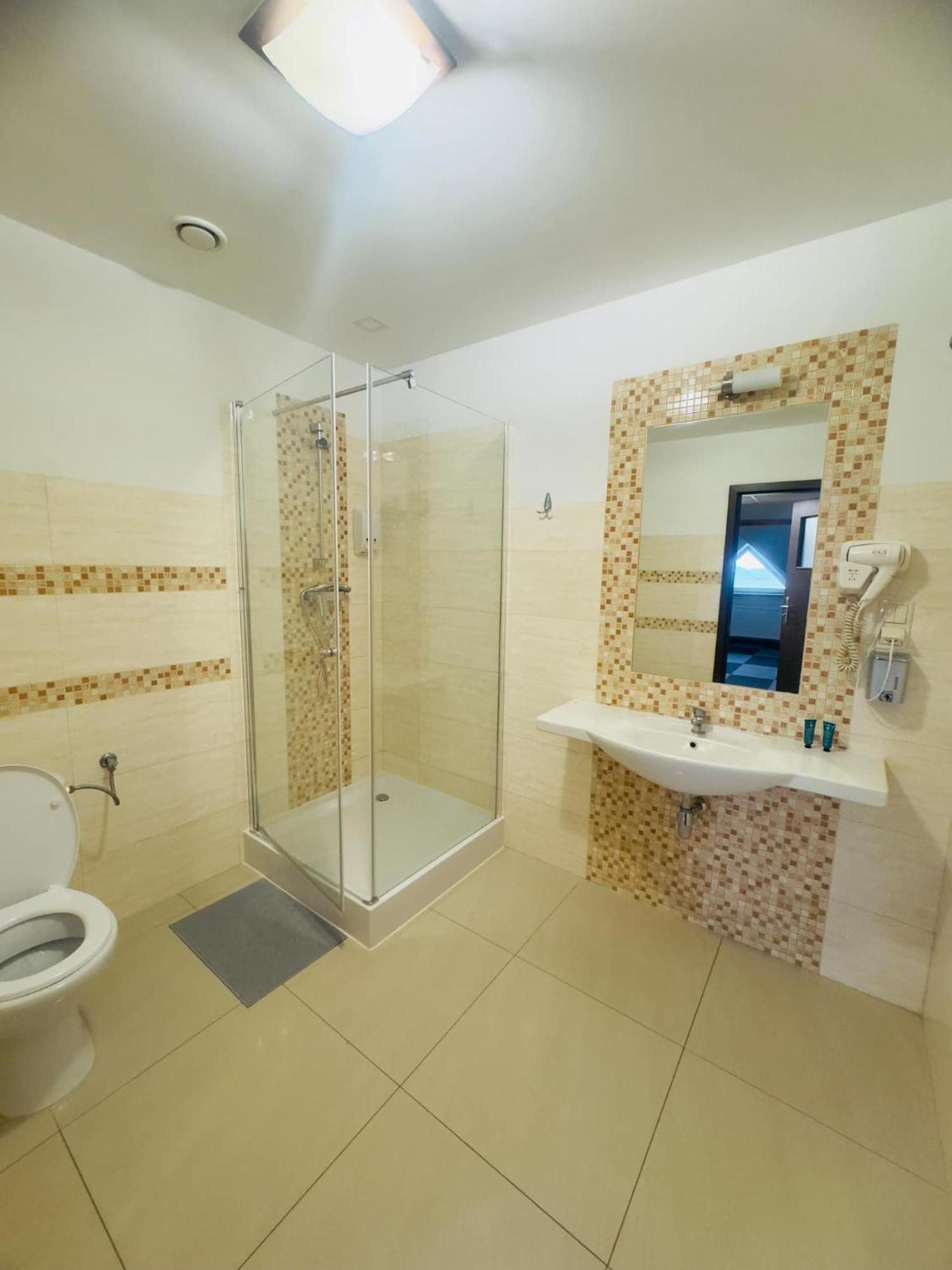 Magiczna Farma Hotel Obiady Maka I Magia Zambrow Buitenkant foto
